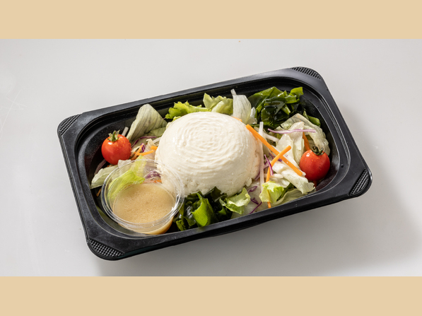 豆富のサラダ（味噌ドレッシング）