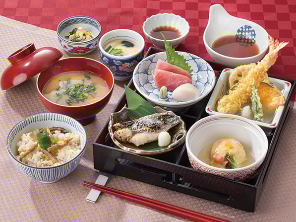 松花堂弁当