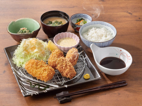 広島県産大粒カキフライとカニクリーミーコロッケ定食