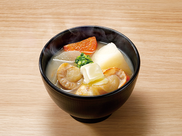 たっぷり野菜とほたての味噌汁（バター添え）