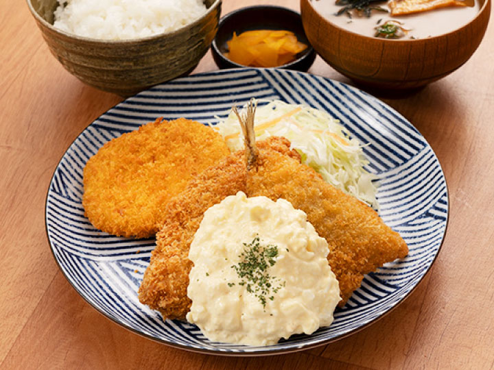 ミックスフライ定食