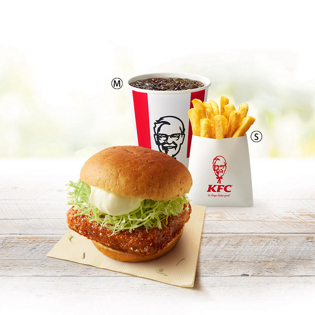 和風チキンカツバーガーセット
