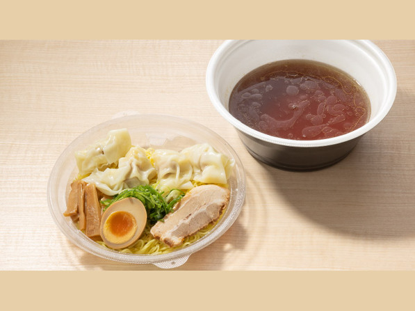 豚雲呑麺（醤油）